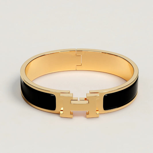 Bracelet .H